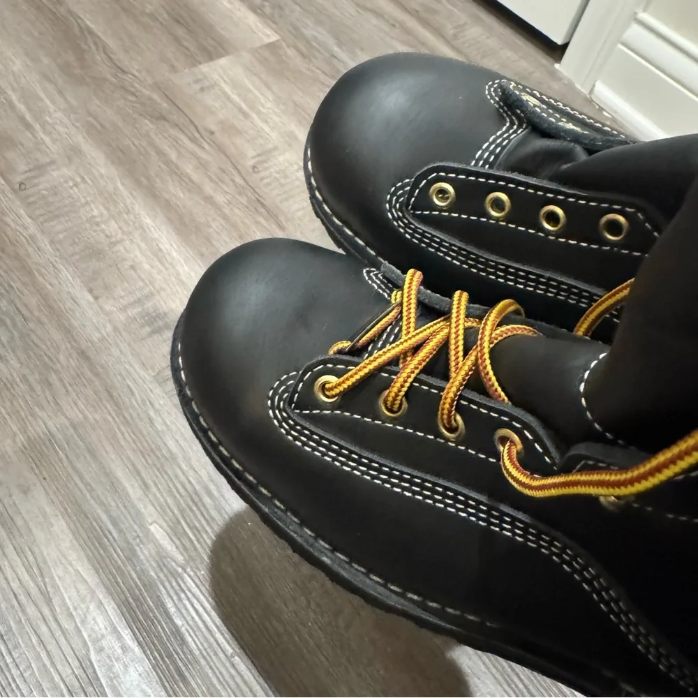 Danner Super Rain Forest Black Matte Leather Lace Up Boots